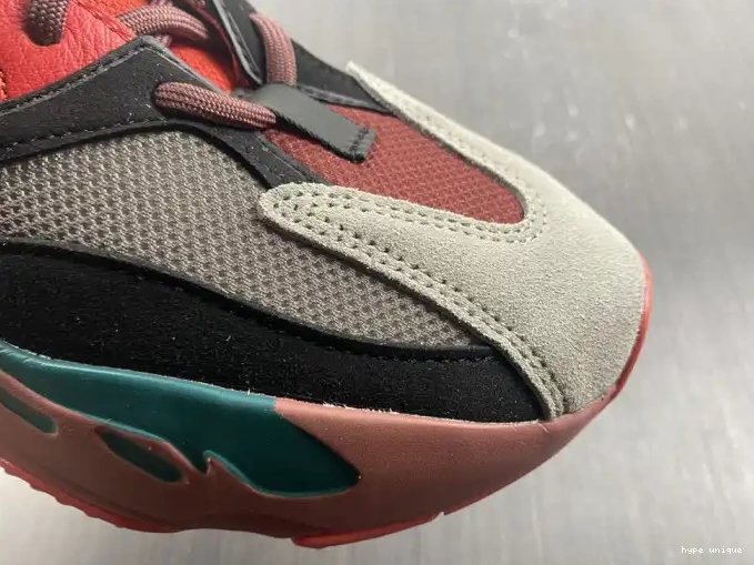 hype HQ6979 Boost Hi-Res 700 Adidas Yeezy Red 0516